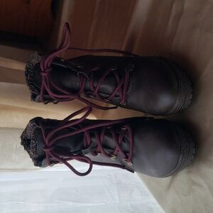 JELLYPOP RED SHOELACES BOOTIES